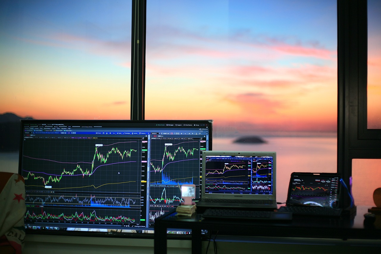 How to Use Market Analytics to Inform Your Trading Decisions